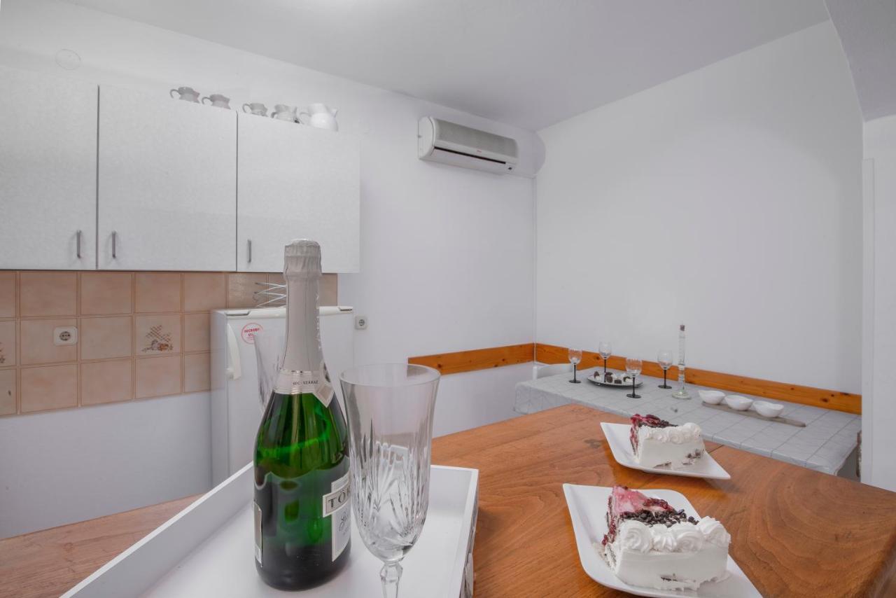 Apartment Palma Пула Екстер'єр фото