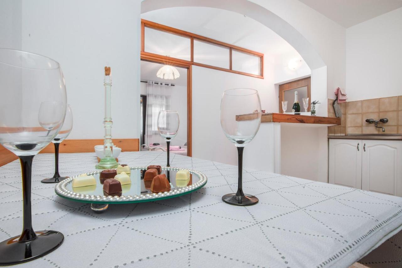 Apartment Palma Пула Екстер'єр фото
