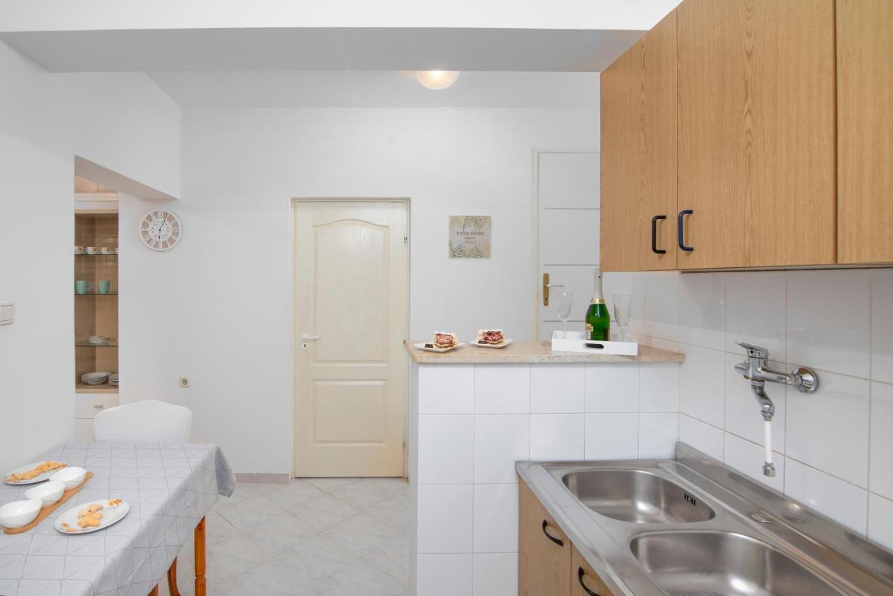 Apartment Palma Пула Екстер'єр фото